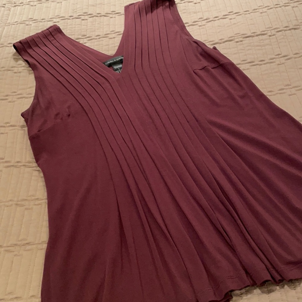 Cable & Gauge top, sleeveless, pleated, size L